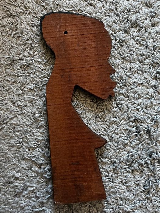 Peças africanas em madeira