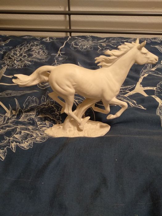 Goebel. Германия. Статуетка Кінь. порцеляна.