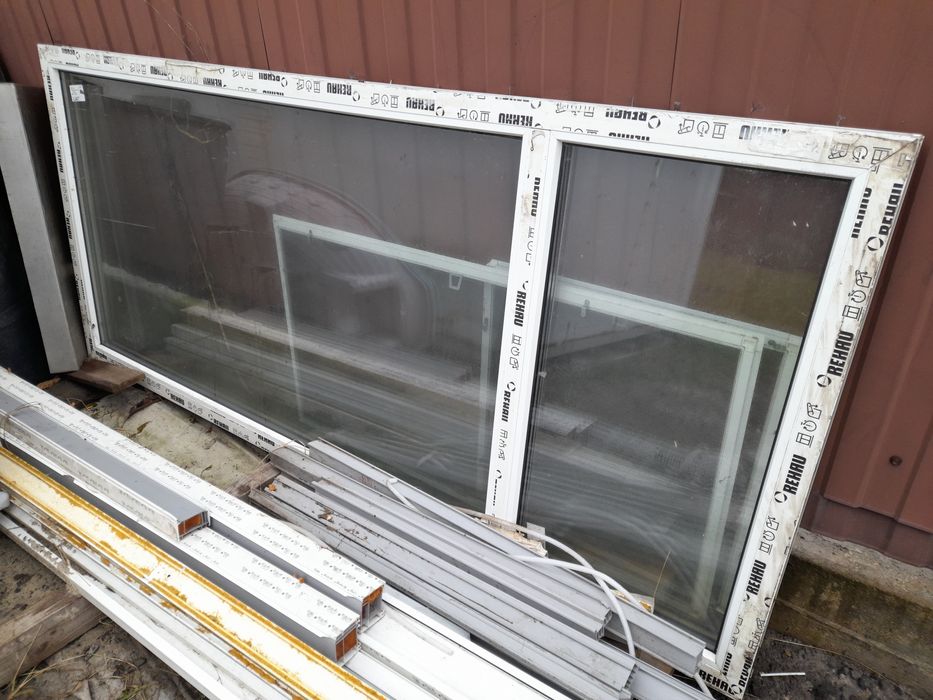 Якісне металопластикове вікно Rehau