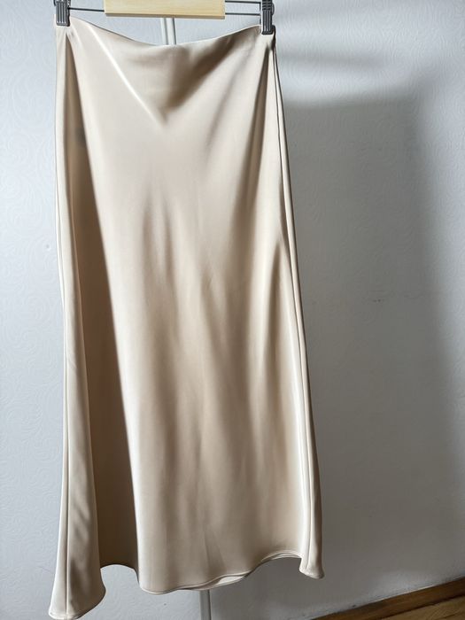 Сатинова спідниця Zara XS нова максі