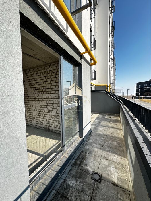 Продаж 2к в новобудові на березі Дніпра з власною терасою