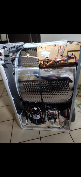 Naprawa oraz serwis pogwarancyjny  pralki zmywarki  piekarnik  lodówki