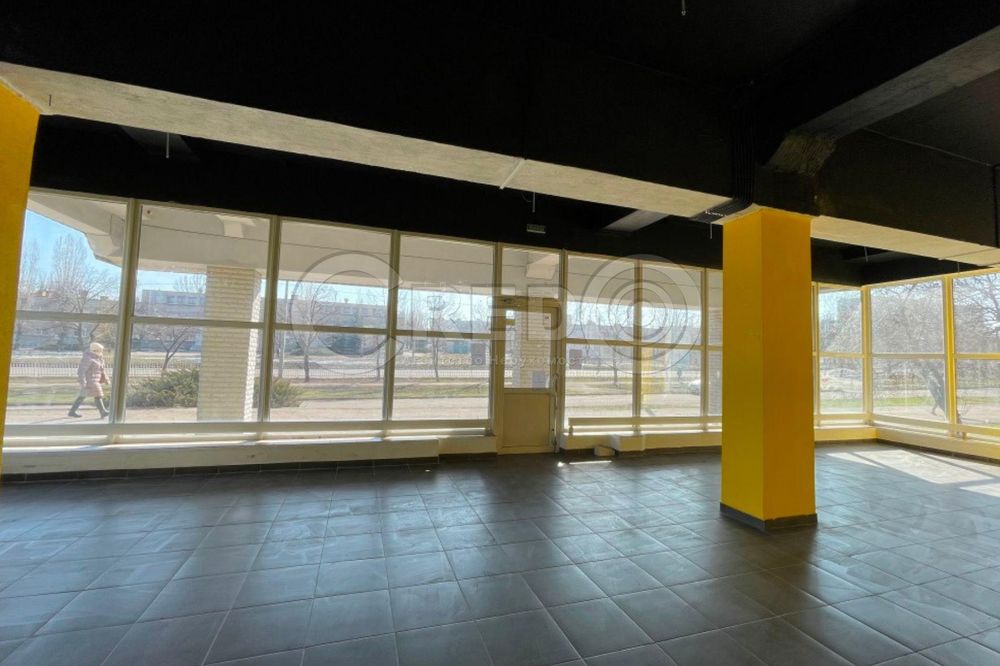 Оренда магазину вул. В. Великого