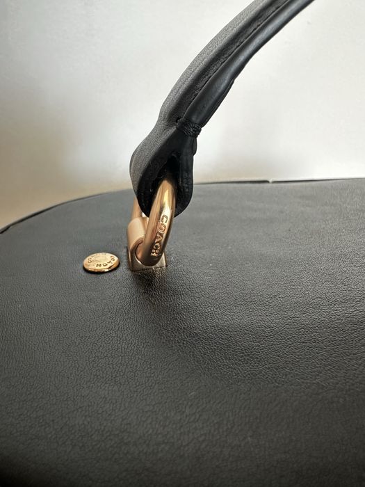 Трендова сумочка Coach