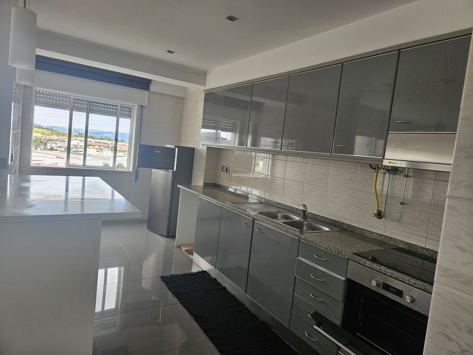 Vendo T3 em Braga Maximinos