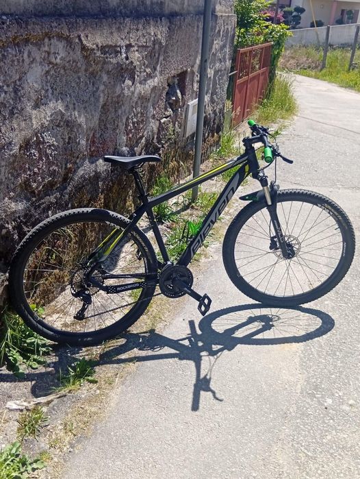 Eleven vortex series