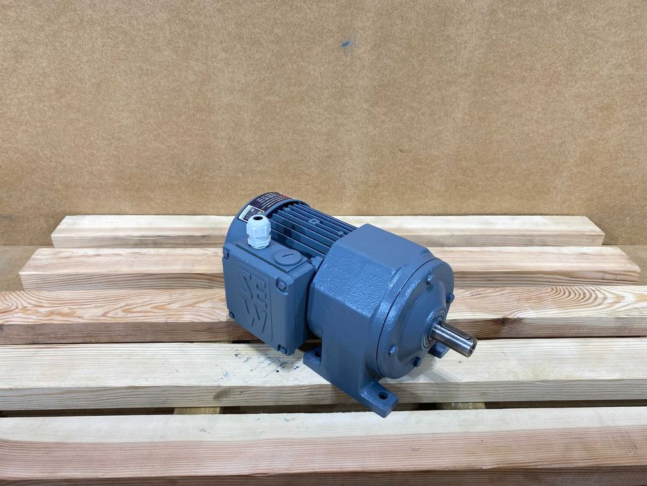 motoreduktor / przekładnia 0,18kW 36obr. 3fazowy SEW