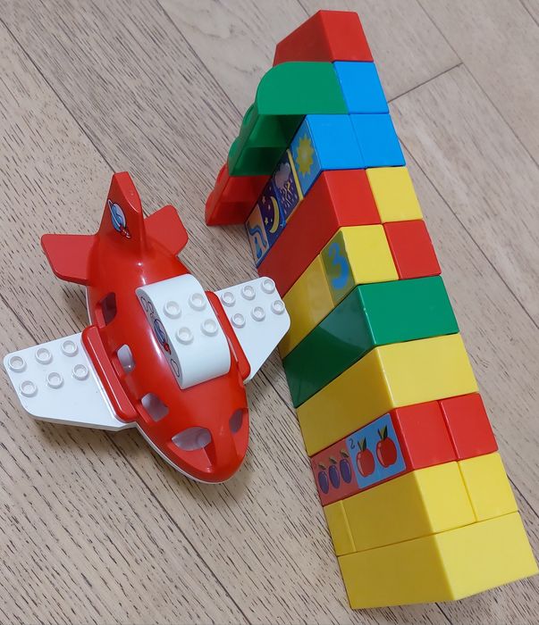 Конструктор для малышей, большие детали