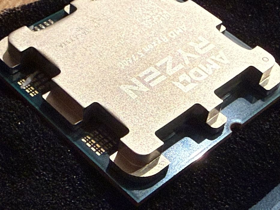 Sprzedam Ryzen 5 7600