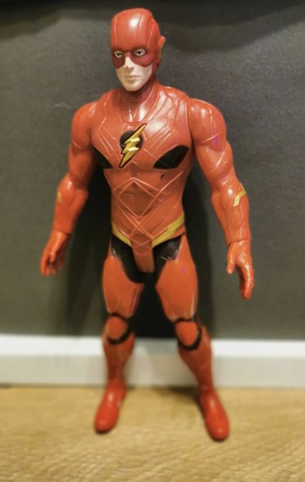 Flash figurka interaktywna dżwięk światło Avengers Hasbro Titan Hero Series