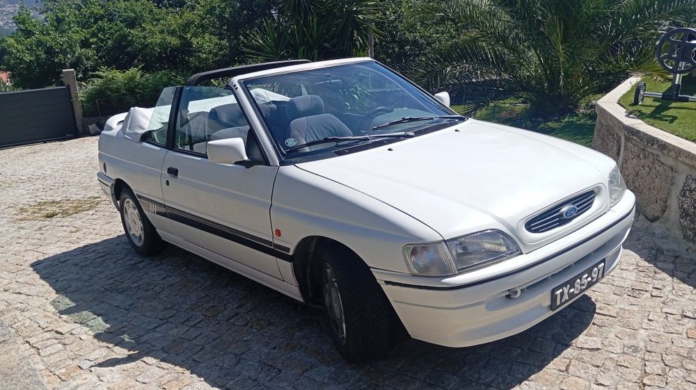 Escort Cabrio Mk5  Certificado pelo museu do Caramulo