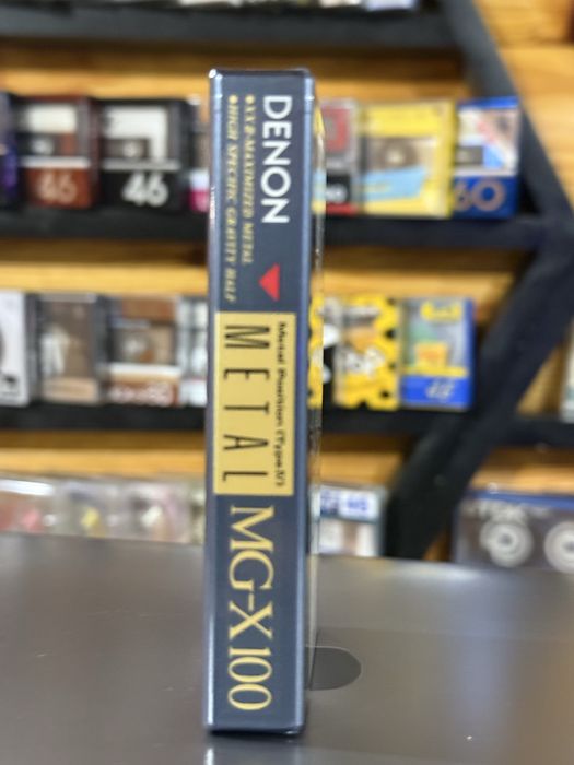 Продам аудио кассету DENON MG-X 100