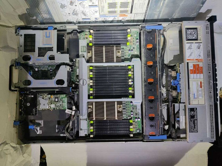 Серверa HP- Dell PowerEdge R820 4 x XEON 32ЯДРА 64потока+192Gb