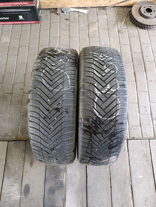 2 opony wielosezonowe Hankook 215/65 16  5.5mm bieżnika. Możliwy mon