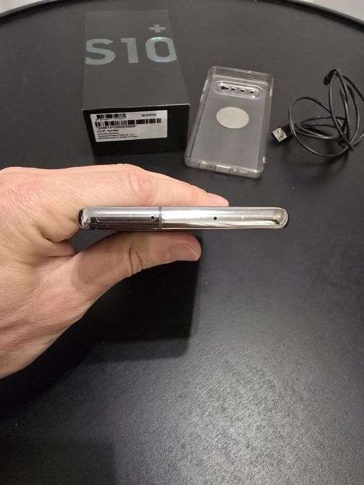 Samsung S10 plus  8/128