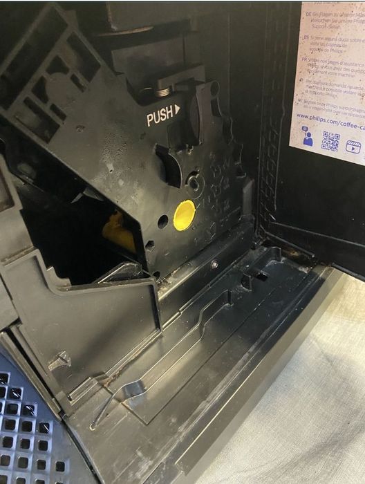 Кавомашина кавоварка кофемашина Philips LatteGo EP2200 1,5 роки з дому