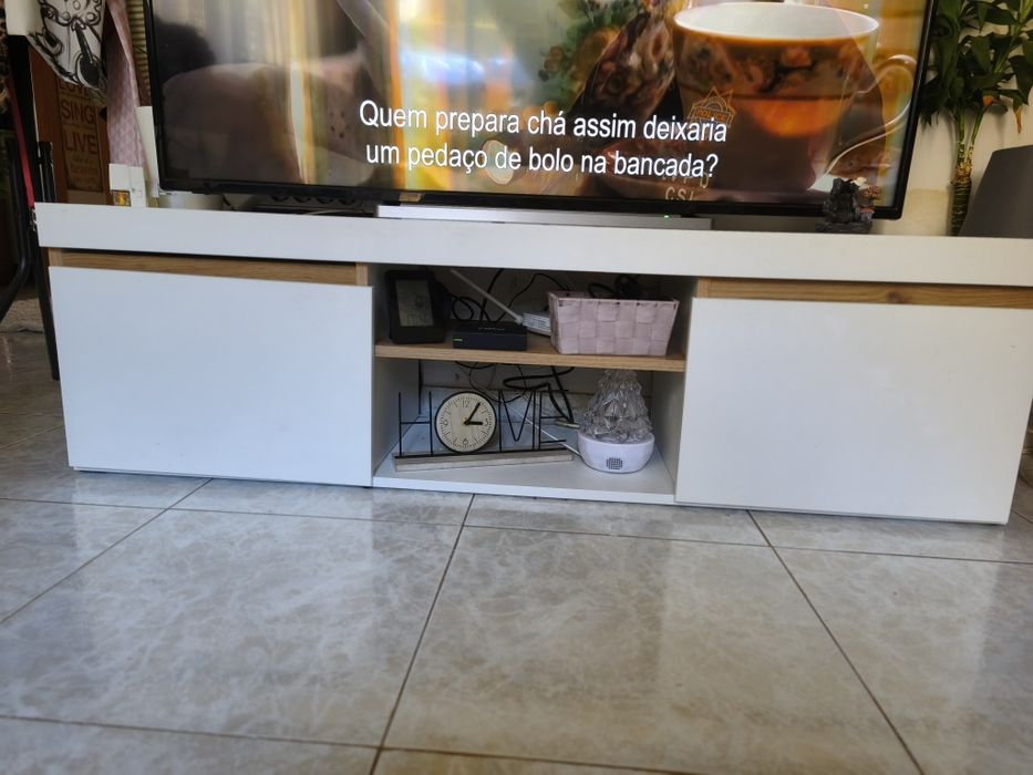 Vendo móvel de Tv