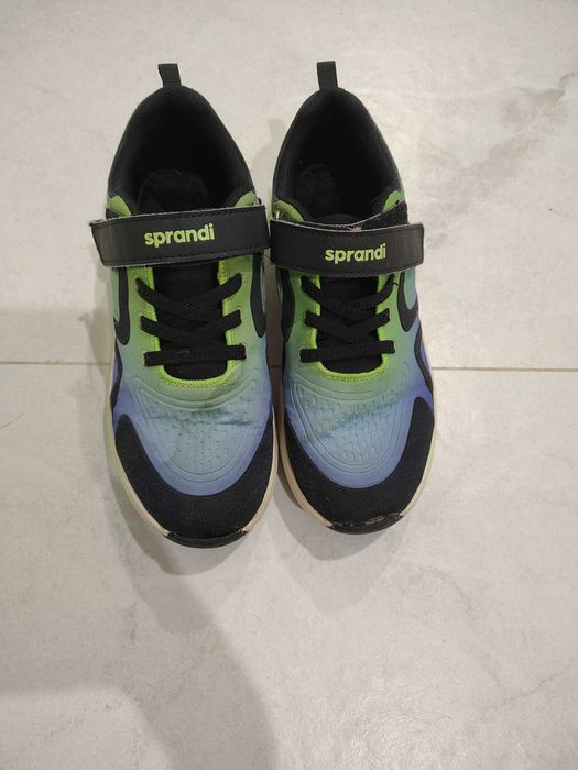 Buty sportowe dziecięce uniwersalne rozmiar 35