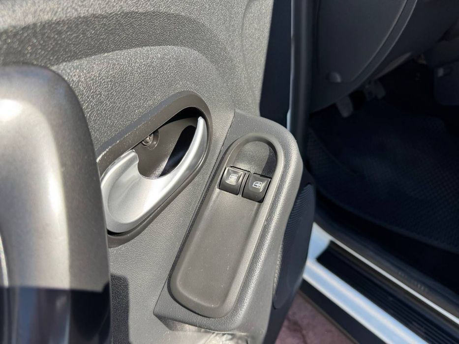 Renault Duster 4*4 Car Invest Ukraine Лізинг