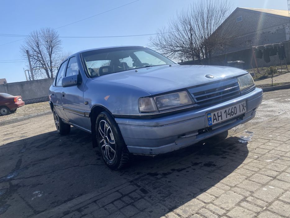 Opel vectra 2.0 injection газ/бенз