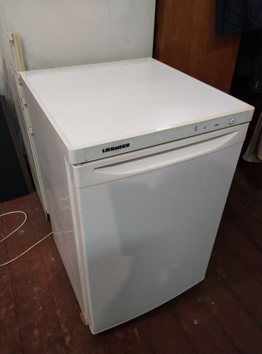 Продам морозильну камеру