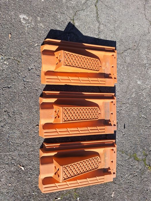 3 x telhas passadeiras marselhas com ventilação vermelho