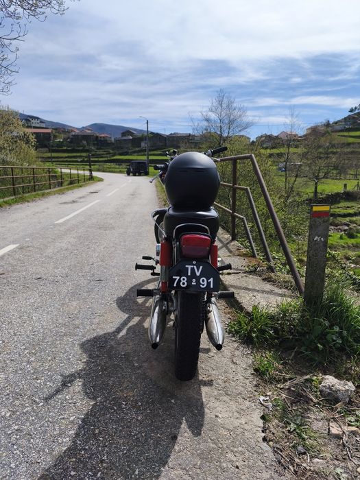 Jawa 350 Californian