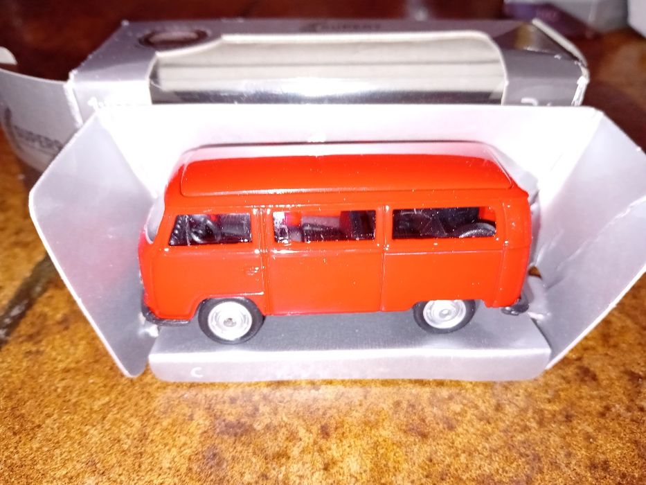 Citroën + vw (pão forma) + renault 4l, escala 1/60