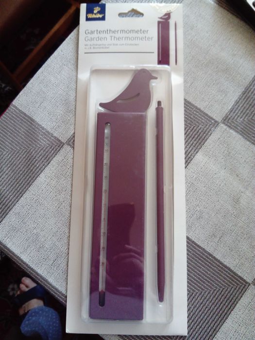 ciekawy gadżet do ogrodu termometr ogrodowy