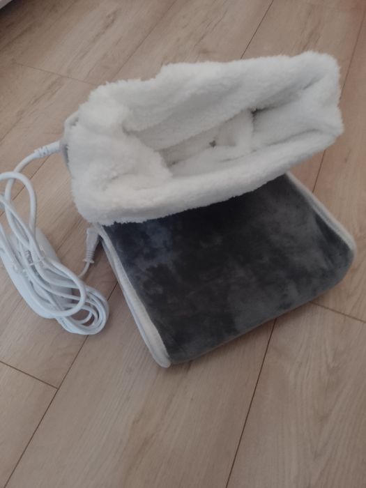 Elektryczny ogrzewacz stóp