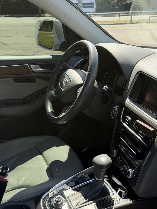 Audi Q5 2012 VIN WA1LFAFP5DA023208 фото оголошення 10 з 13