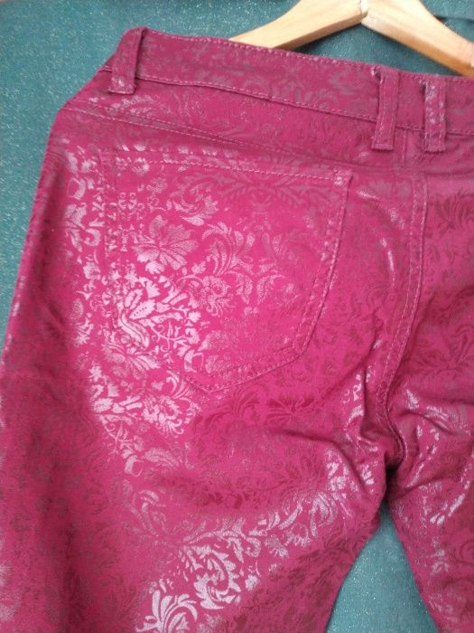 Spodnie TOP SECRET - nowe bez metki