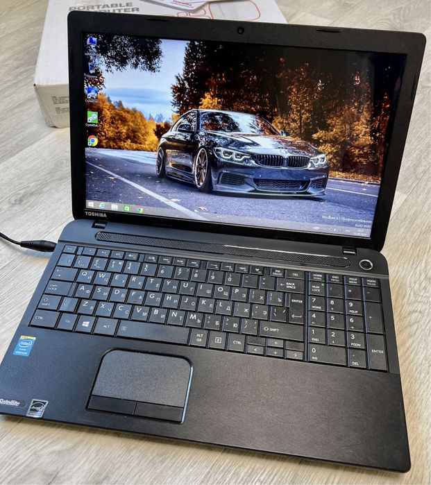 Надежный Ноутбук Toshiba 4 ядра, Новый SSD
