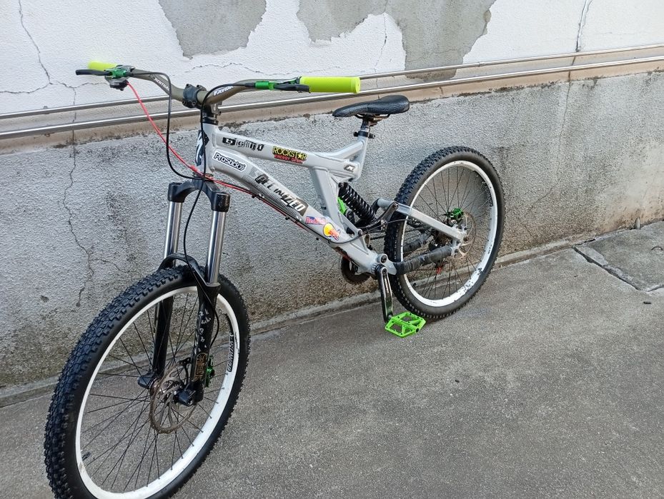 Vendo Big hit razoável