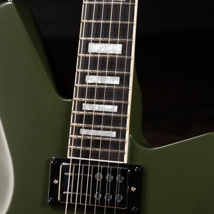 Guitarra Elétrica Pro Reverend Army Green modelo de assinatura - pro