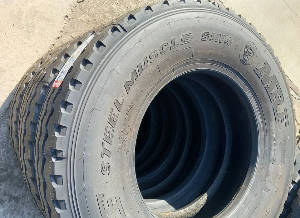 Opona ciężarowa przód 315/80R22,5 MRF S1N4 ON/OFF