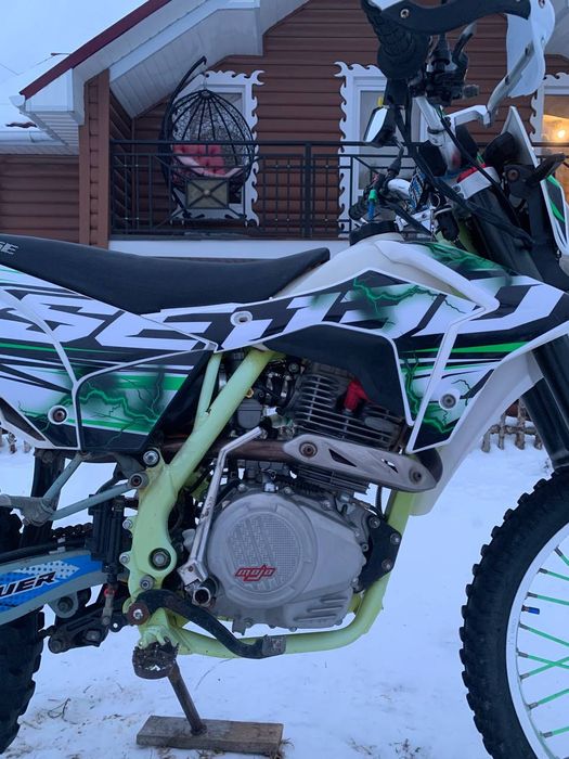 Продам мотоцикл BSE J3D 250