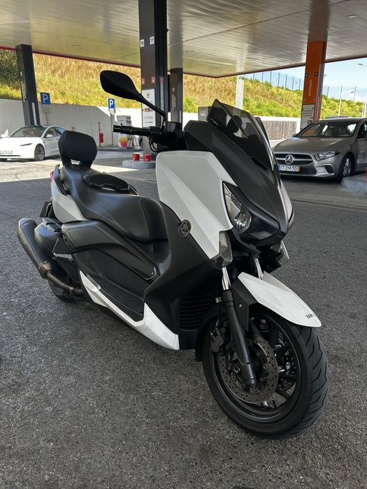 Yamaha Xmax 400