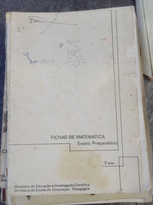 livros escolares de historia e outros