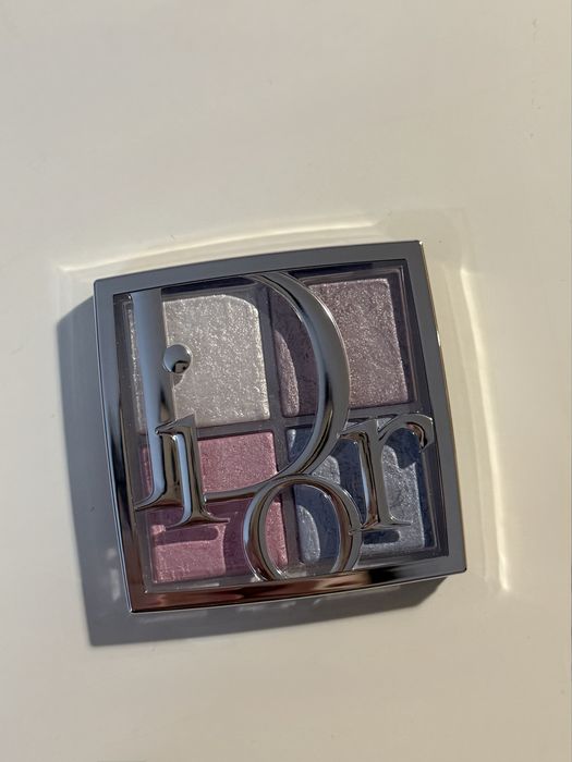 paleta rozswietlaczy Dior