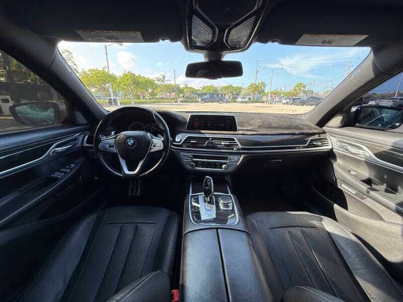 2017 BMW 7 Series 740i xDrive