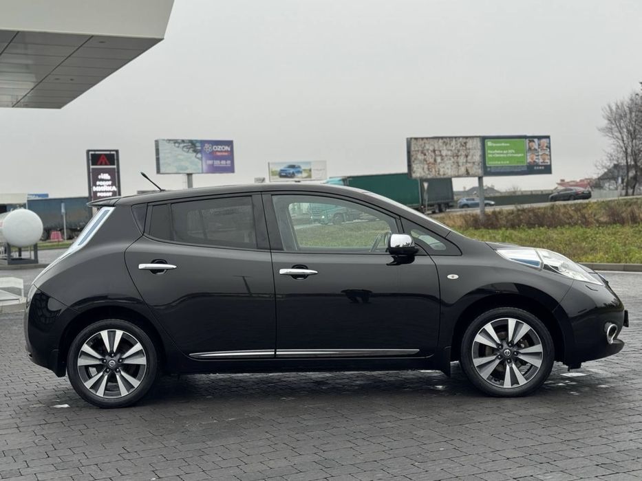 Nissan Leaf Tekna 24 kWh 11/12 Електро Авто