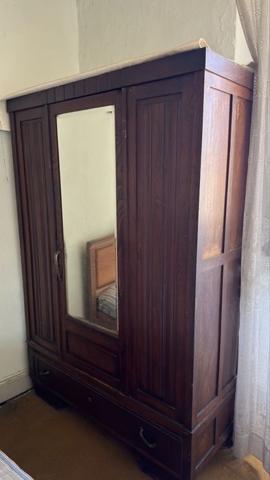 Moveis antigos, Antiguidades ou Restauro