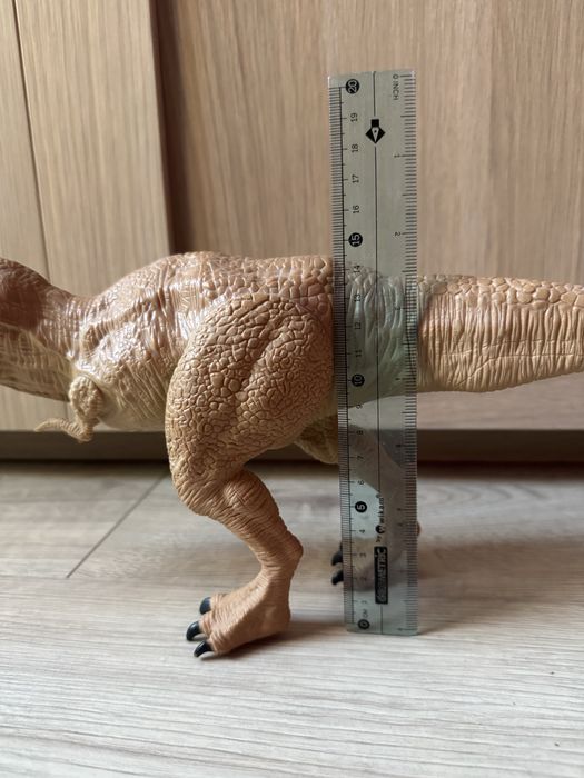 Dinozaur T-Rex Jurassic World Mattel 2015 Tyranozaur