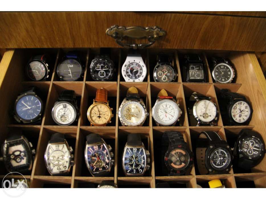 Coleção de 40 relógios