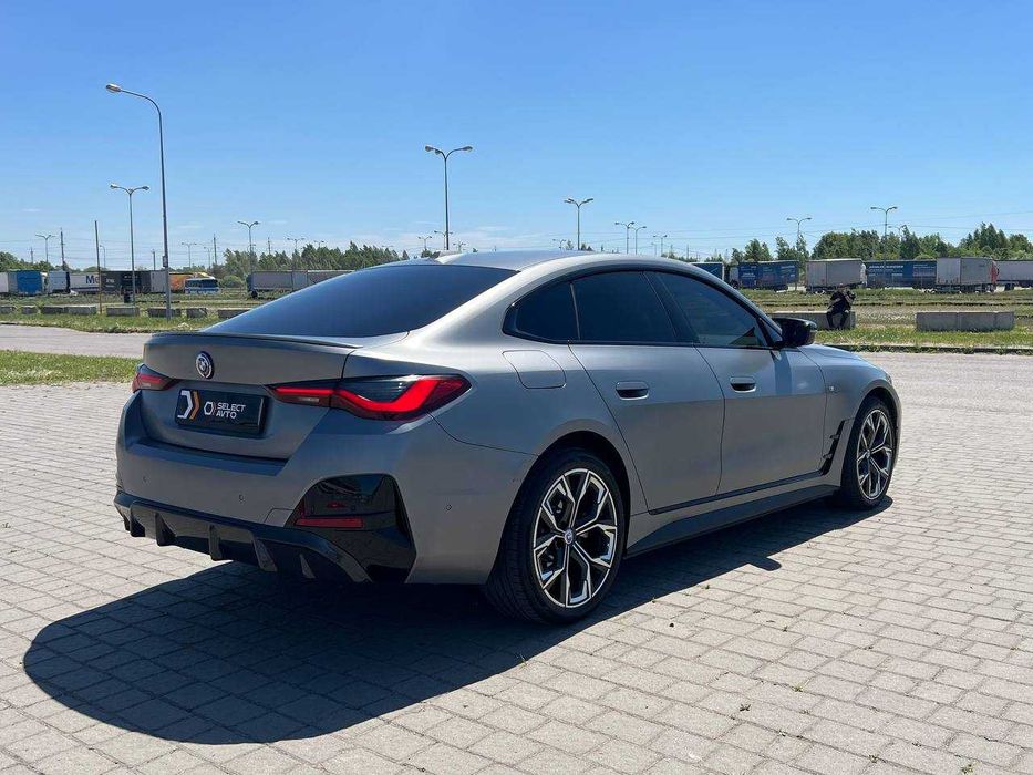 Bmw  I4     2022
