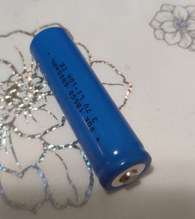 Аккумулятор 18650 3,7В литиевый аккумулятор.