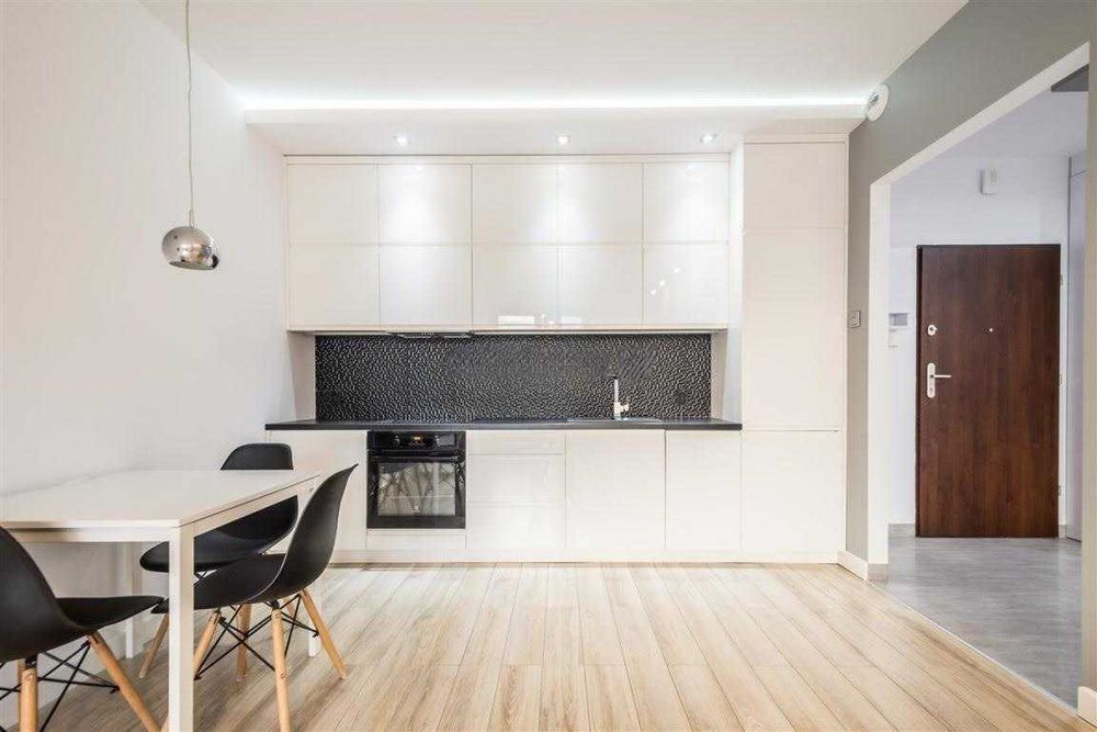 Piękne mieszkanie 3 Pokoje 51m2 Myśliwska / Saska / Płaszowska + Garaż