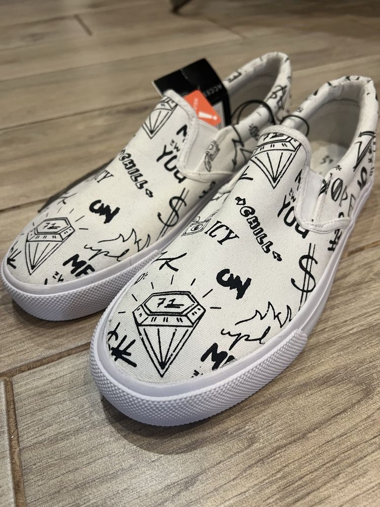 New Yorker Adidas 167 Olx