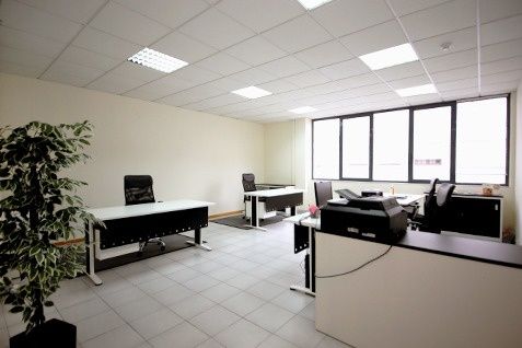 Trespasse de Centro de Empresas no Porto.